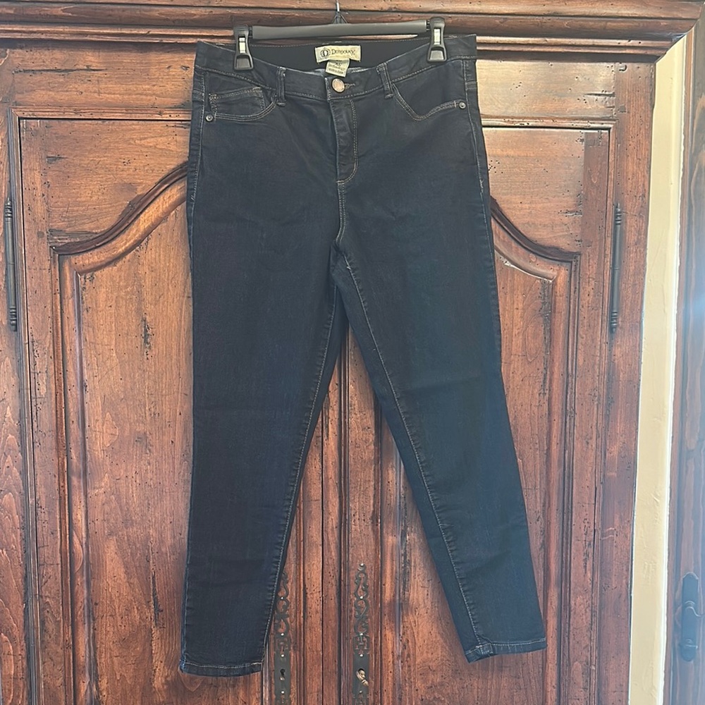 Democracy Women's Skinny Jeans